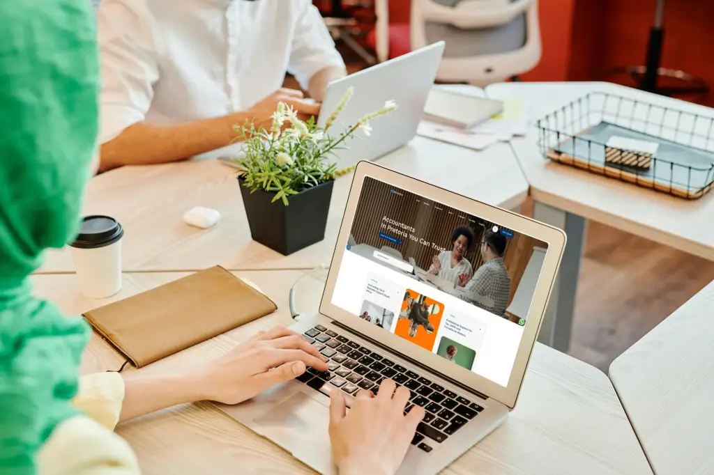 Biz Evolution accounting and tax services website